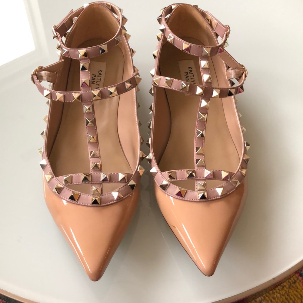 Kaitlyn Pan Rockstud flats (10.5)